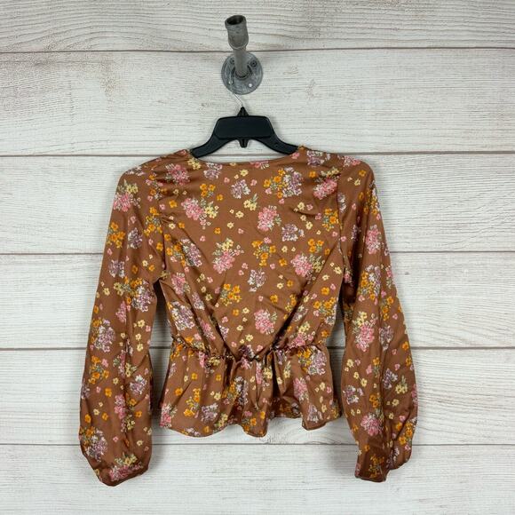 Peach Love California Women's Brown Floral Fall Waisted Balloon Sleeve Top Small - Picture 6 of 6
